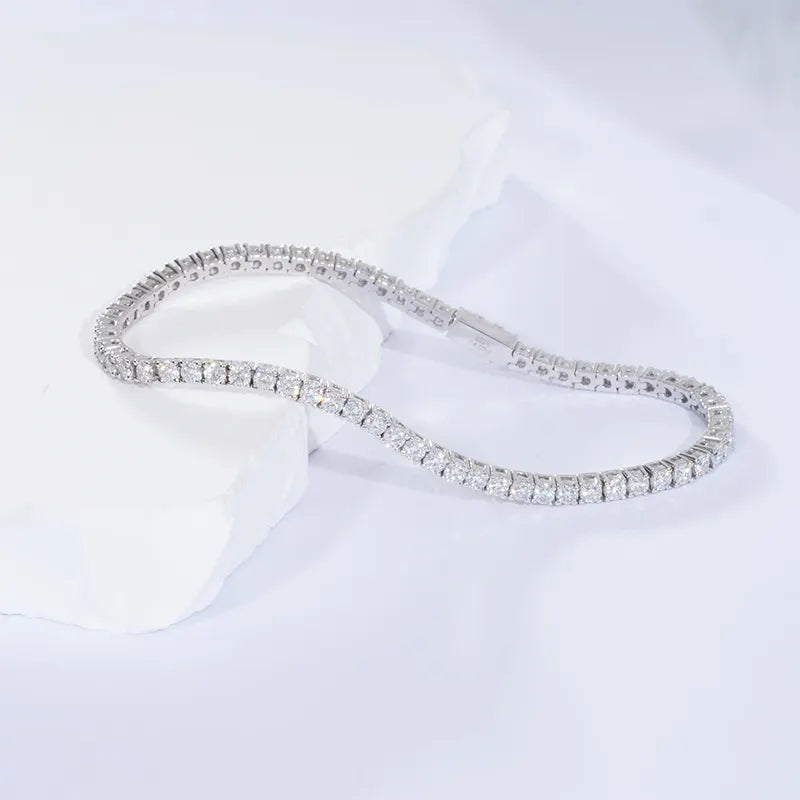 Sofia · 2.5mm Diamond Bracelet · 9k Solid Gold